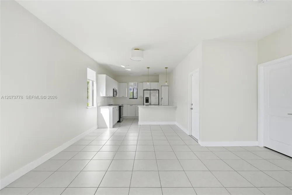 4426 NW 83 PKWY #0 Doral, FL 33166