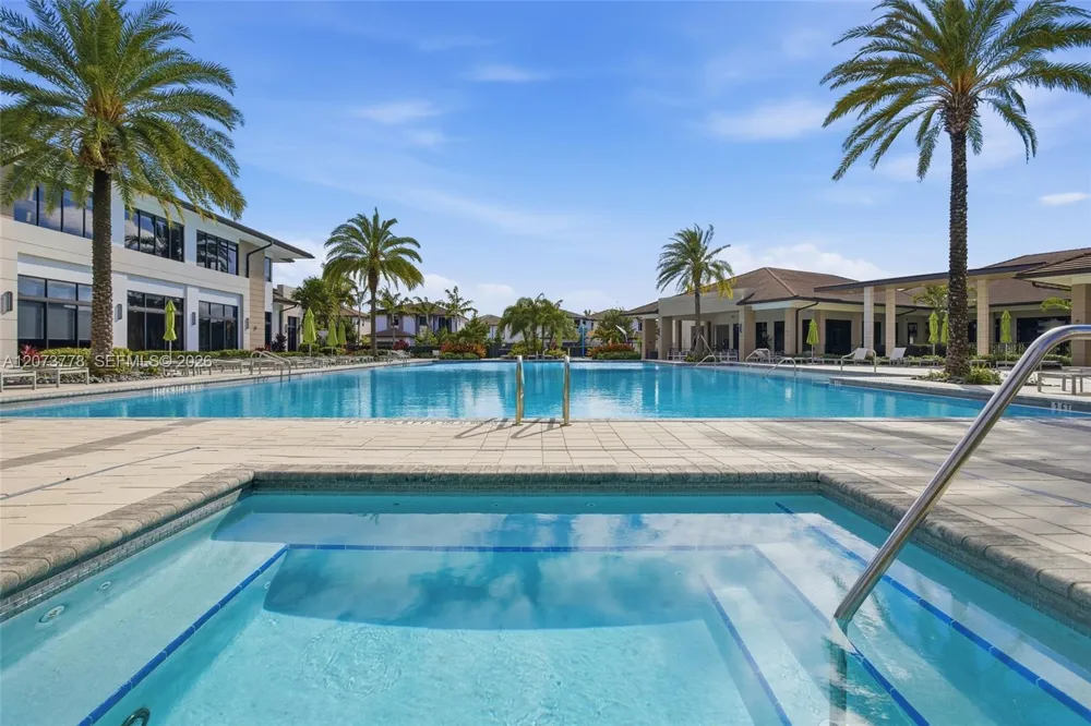 4426 NW 83 PKWY #0 Doral, FL 33166