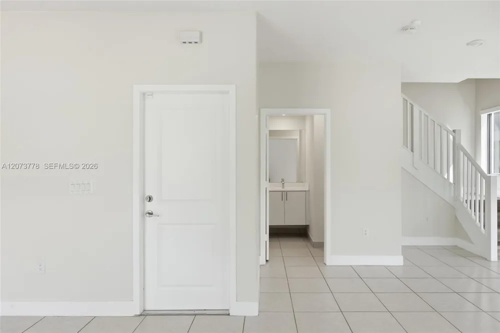 4426 NW 83 PKWY #0 Doral, FL 33166