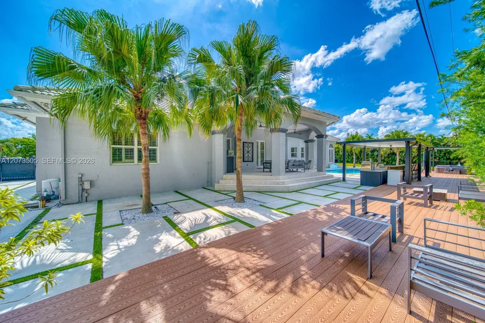901 NW 122nd Ave Plantation, FL 33325