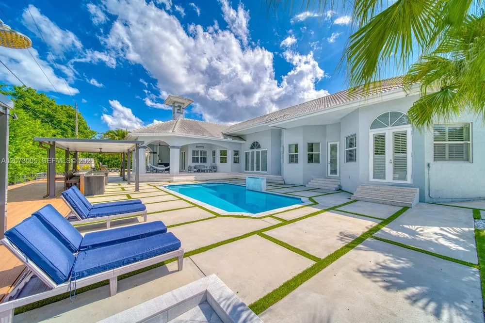 901 NW 122nd Ave Plantation, FL 33325