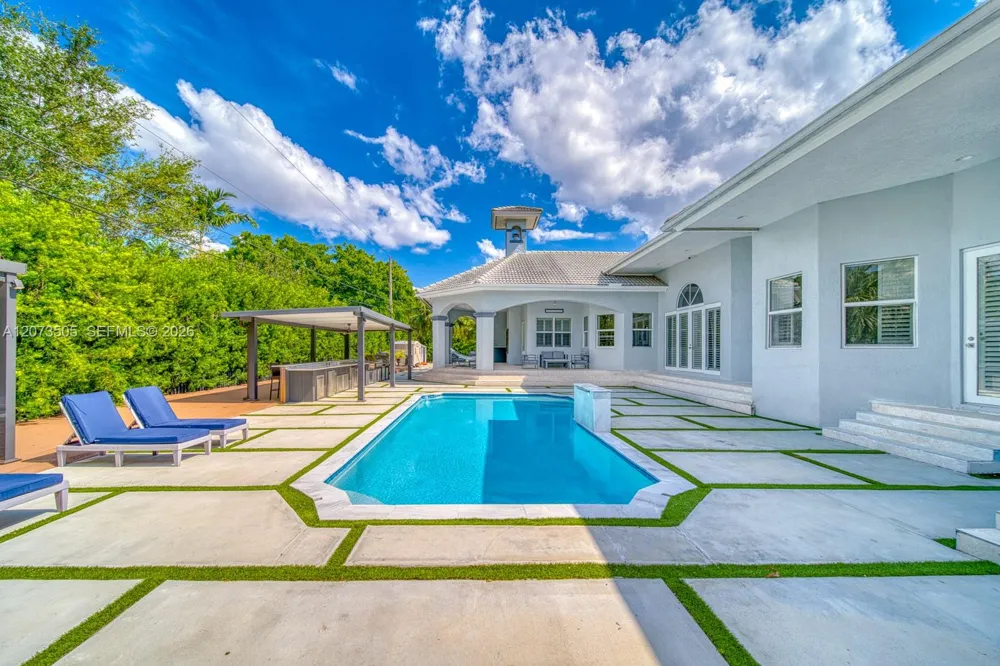 901 NW 122nd Ave Plantation, FL 33325