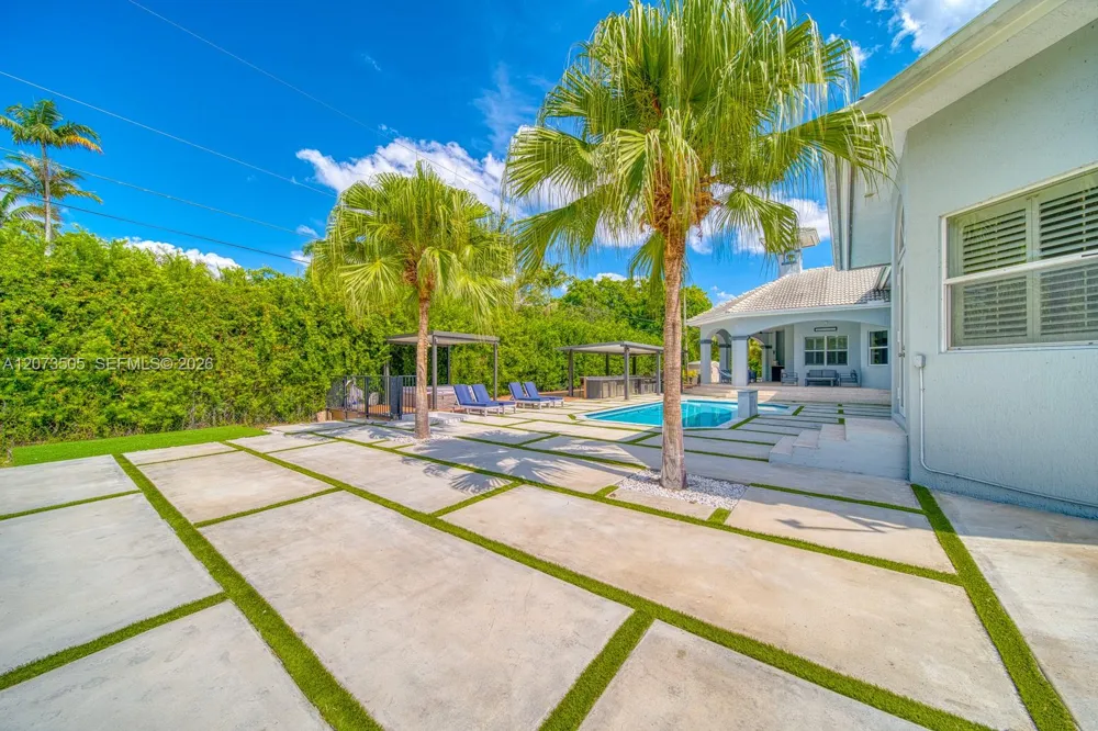 901 NW 122nd Ave Plantation, FL 33325
