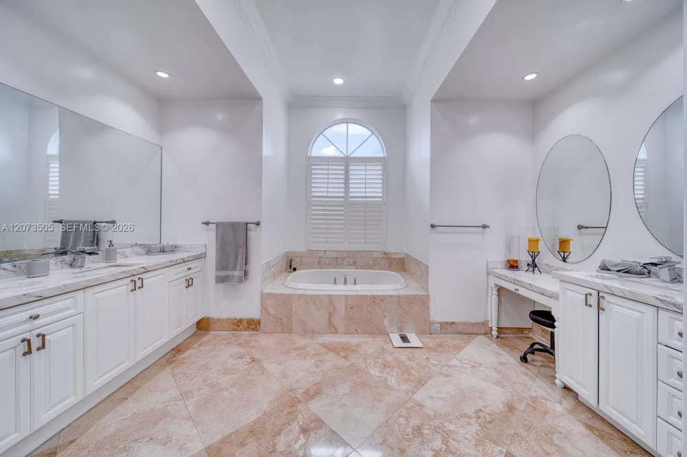 901 NW 122nd Ave Plantation, FL 33325