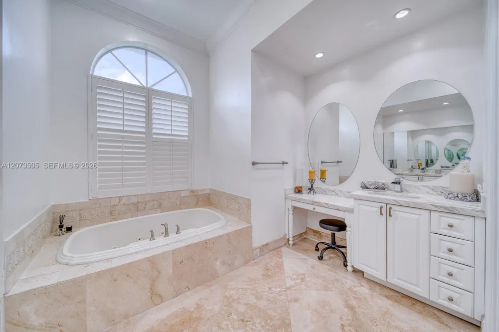 901 NW 122nd Ave Plantation, FL 33325