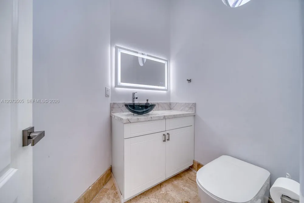 901 NW 122nd Ave Plantation, FL 33325