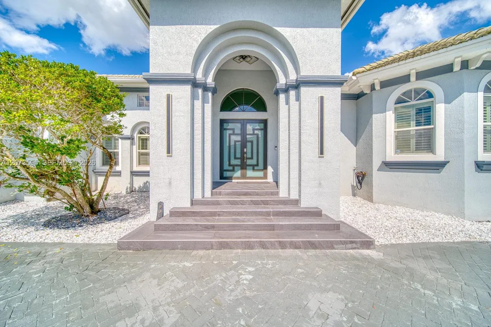 901 NW 122nd Ave Plantation, FL 33325
