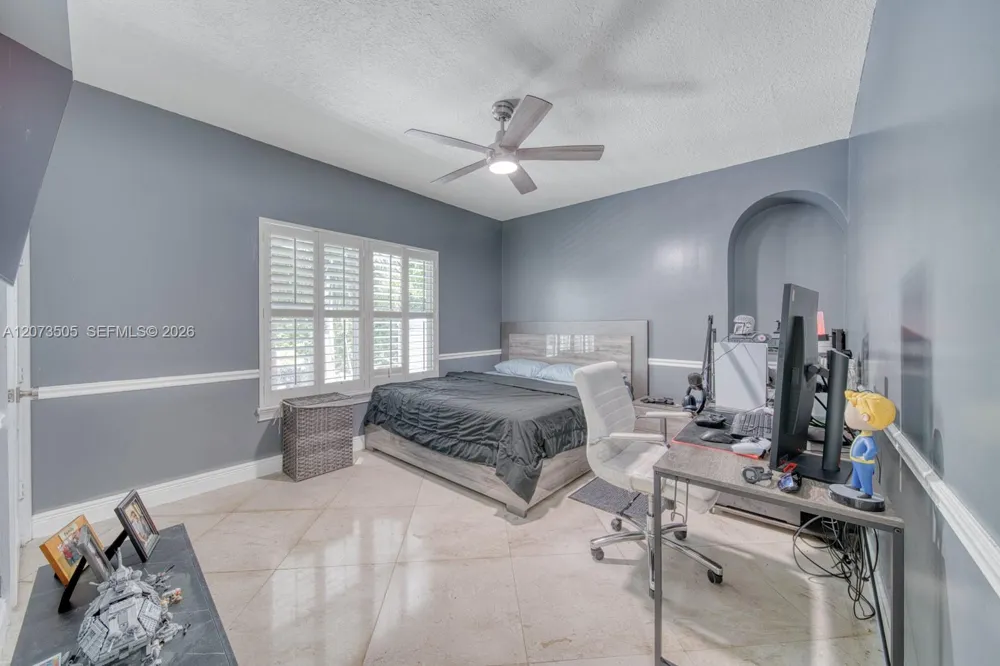 901 NW 122nd Ave Plantation, FL 33325