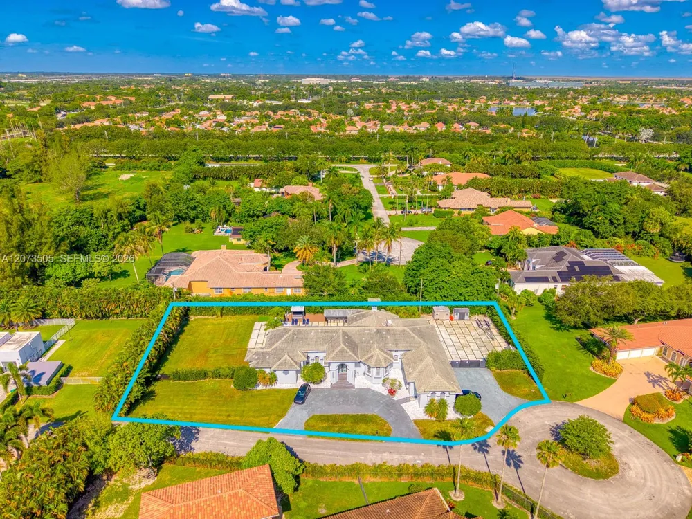 901 NW 122nd Ave Plantation, FL 33325