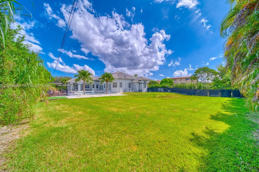 901 NW 122nd Ave Plantation, FL 33325