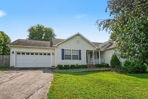 916 Creekview Dr