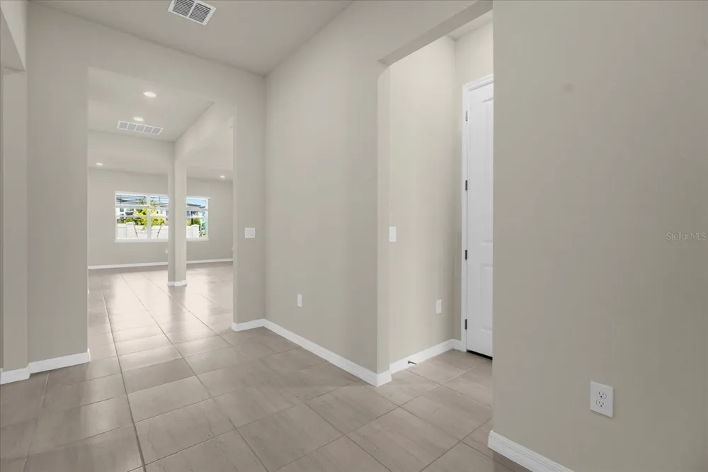 10411 PARK ESTATES AVENUE Orlando, FL 32836