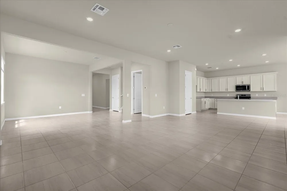10411 PARK ESTATES AVENUE Orlando, FL 32836