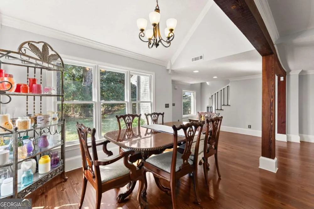 5983 Nachoochee TRL Flowery Branch, GA 30542