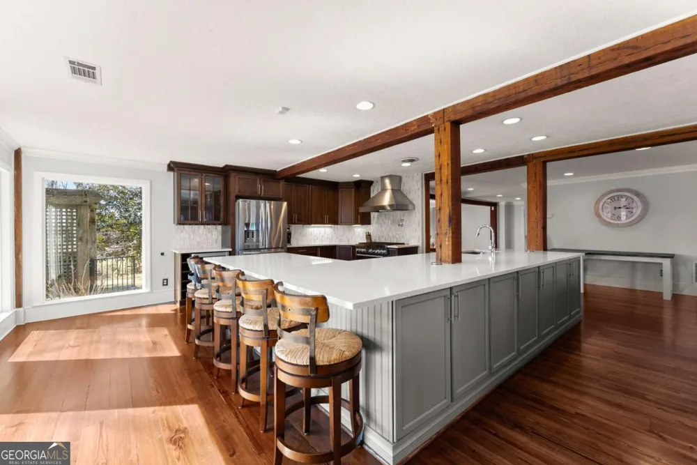 5983 Nachoochee TRL Flowery Branch, GA 30542