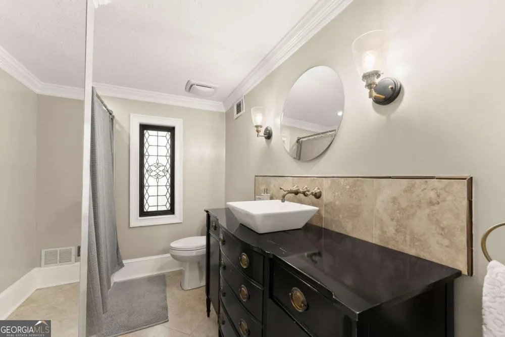 5983 Nachoochee TRL Flowery Branch, GA 30542