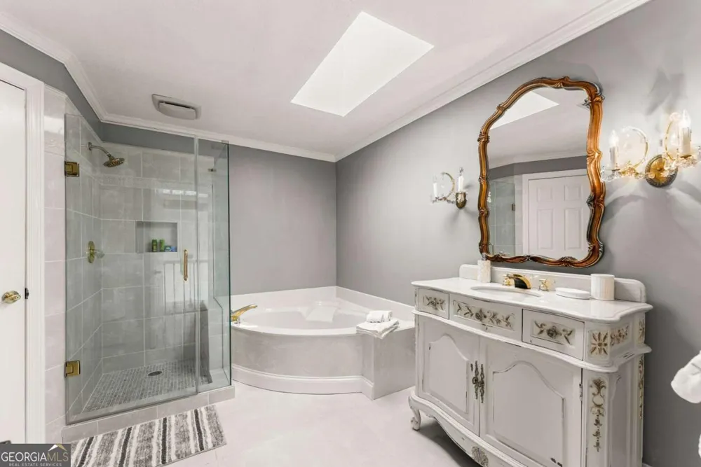 5983 Nachoochee TRL Flowery Branch, GA 30542