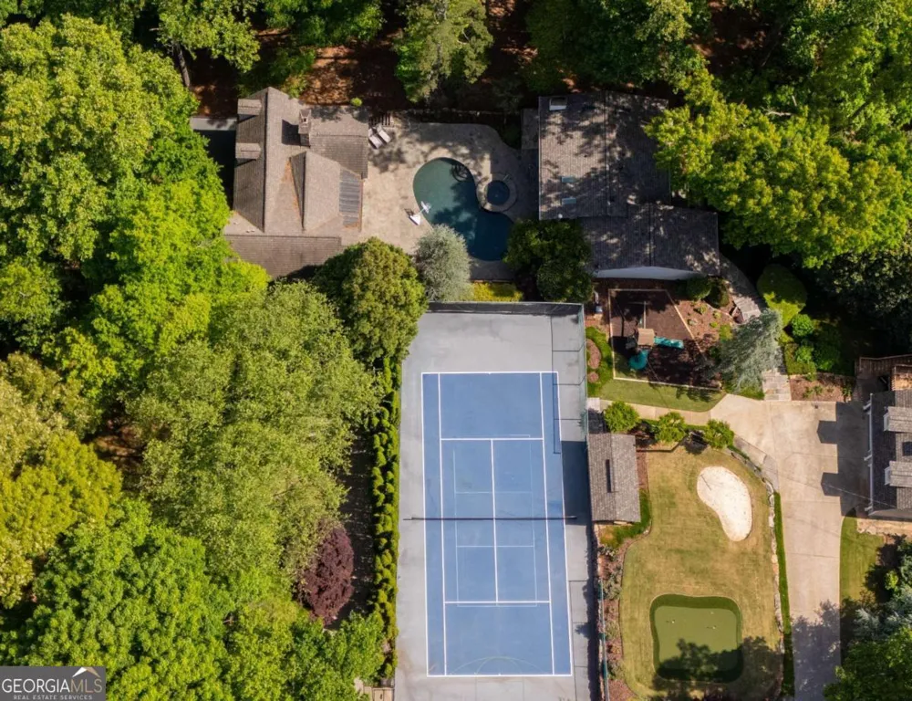 5983 Nachoochee TRL Flowery Branch, GA 30542