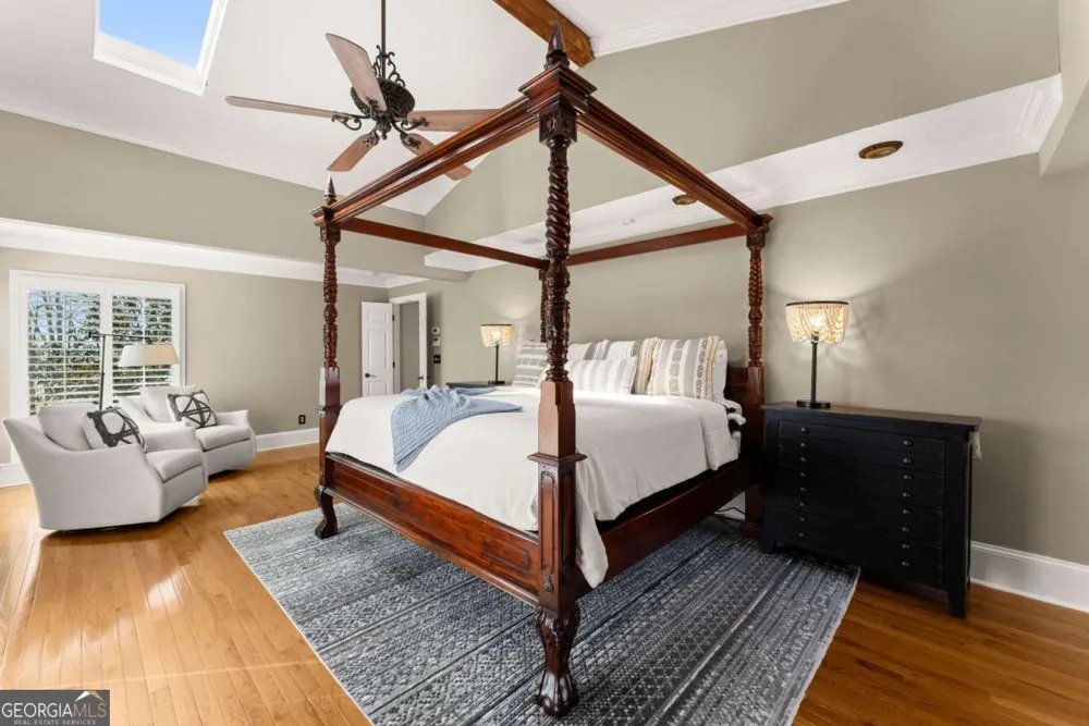 5983 Nachoochee TRL Flowery Branch, GA 30542