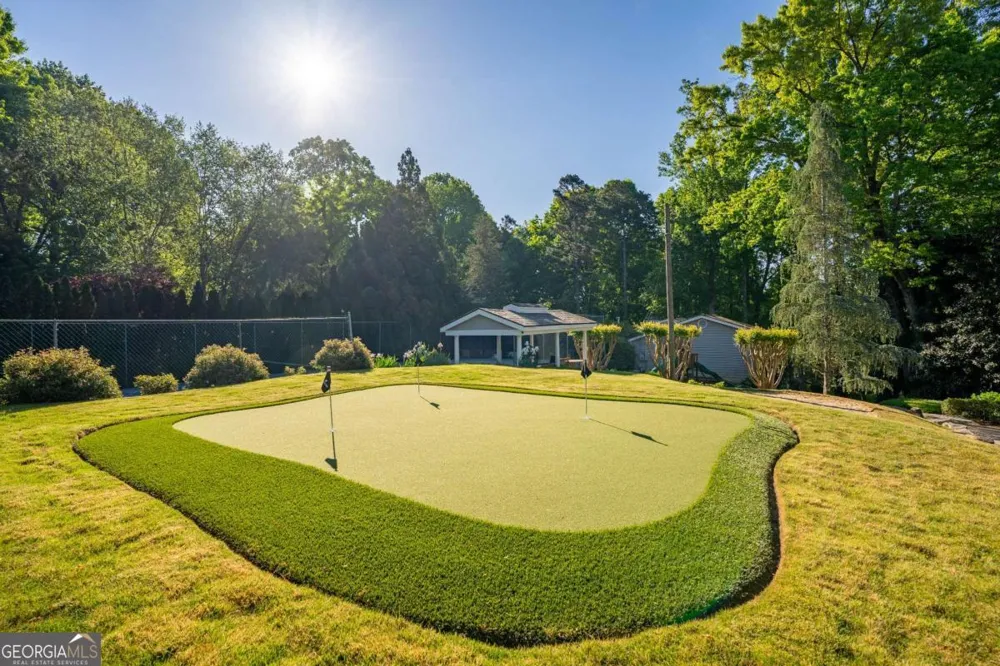 5983 Nachoochee TRL Flowery Branch, GA 30542