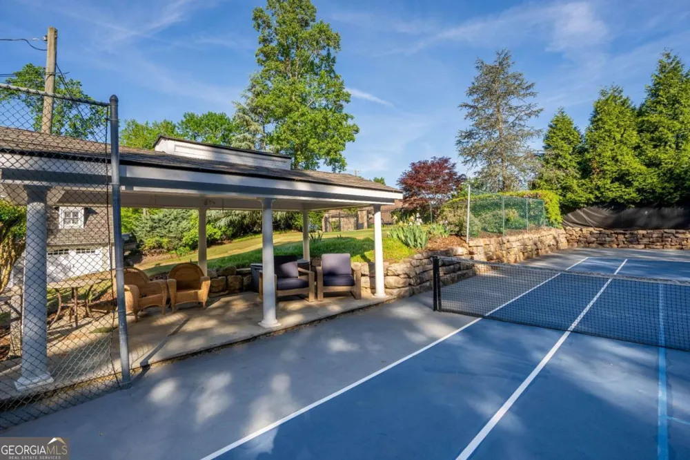 5983 Nachoochee TRL Flowery Branch, GA 30542