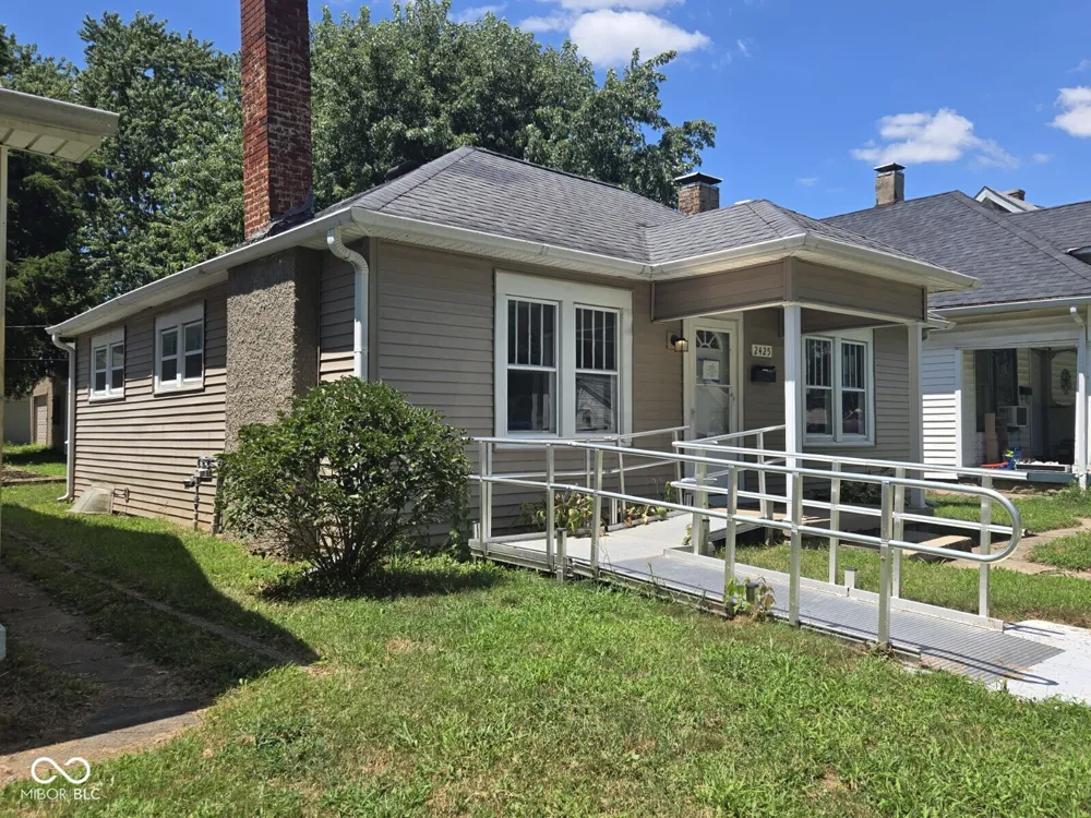 2425 S 6th Street Terre Haute, IN 47802