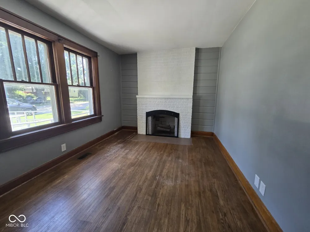 2425 S 6th Street Terre Haute, IN 47802