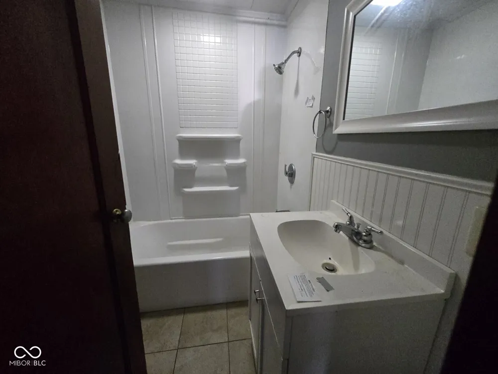 2425 S 6th Street Terre Haute, IN 47802