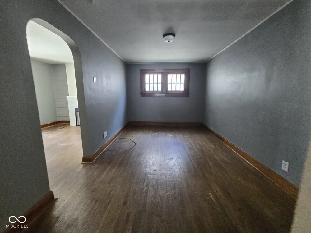 2425 S 6th Street Terre Haute, IN 47802