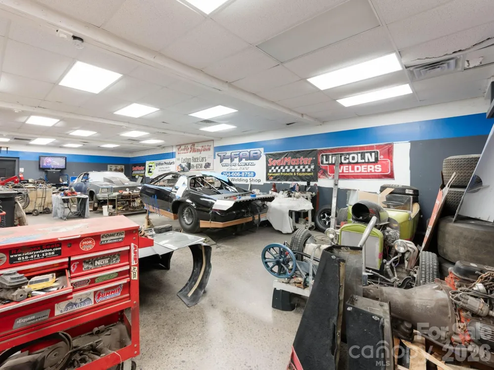 2150 E Franklin Boulevard Gastonia, NC 28054