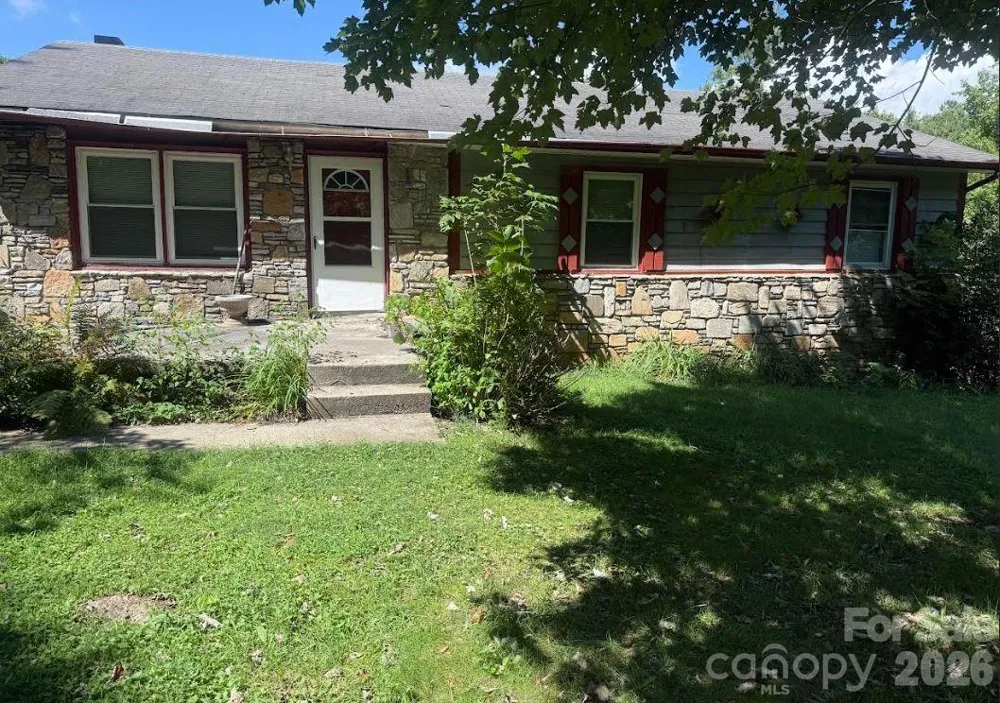 107 Flat Creek Drive Lake Toxaway, NC 28747