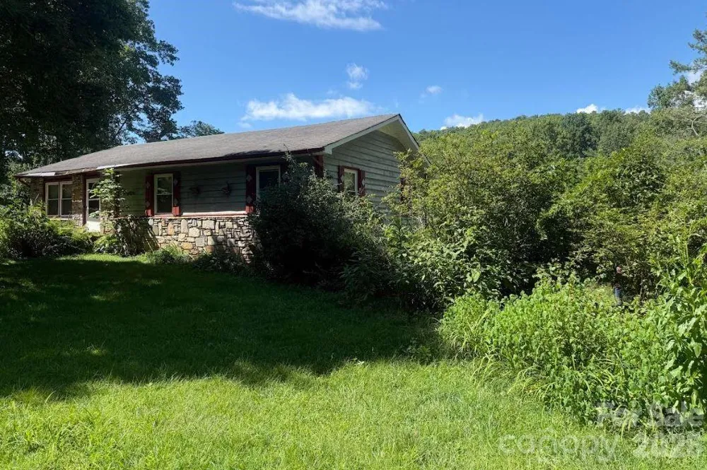 107 Flat Creek Drive Lake Toxaway, NC 28747