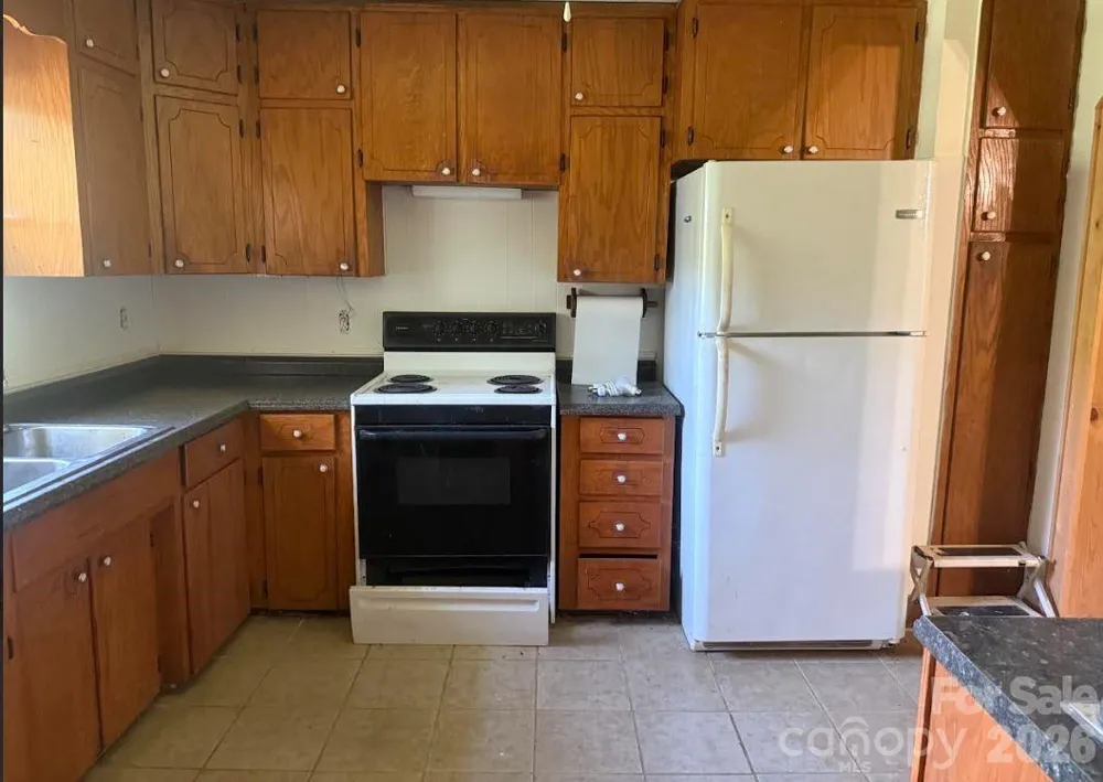 107 Flat Creek Drive Lake Toxaway, NC 28747