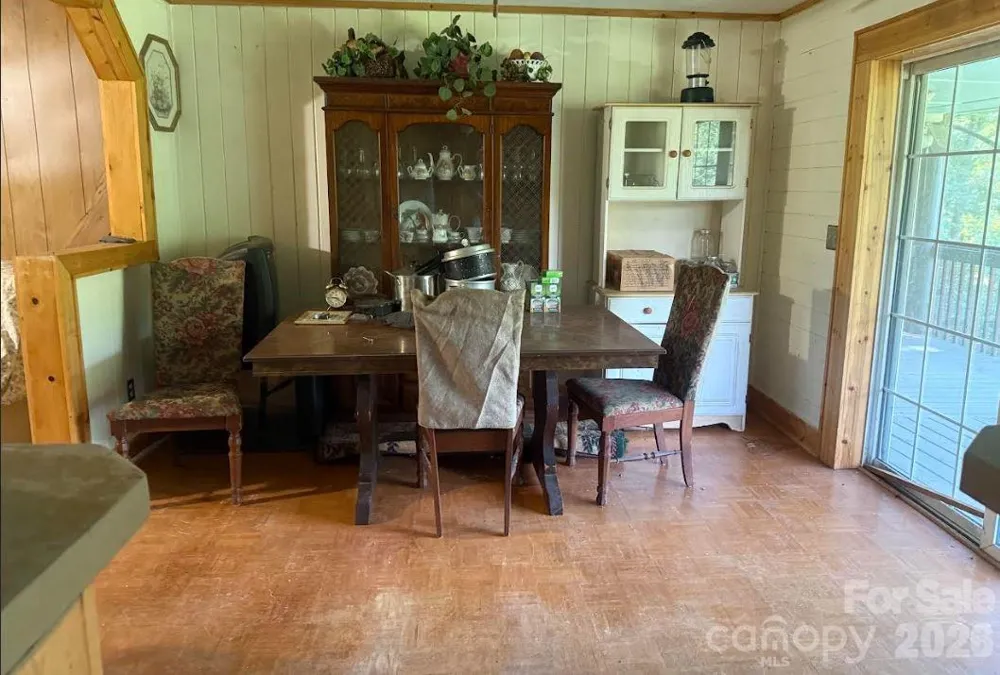 107 Flat Creek Drive Lake Toxaway, NC 28747