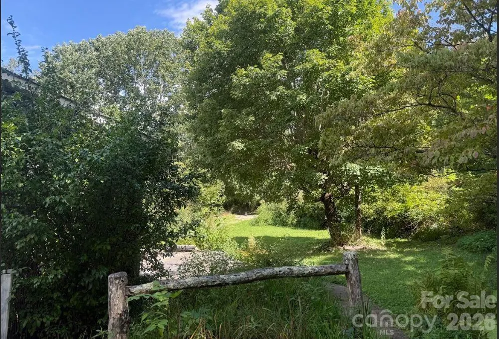 107 Flat Creek Drive Lake Toxaway, NC 28747