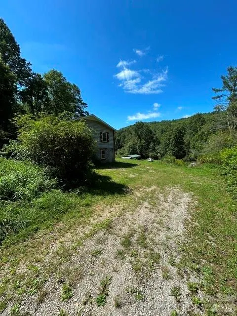 107 Flat Creek Drive Lake Toxaway, NC 28747