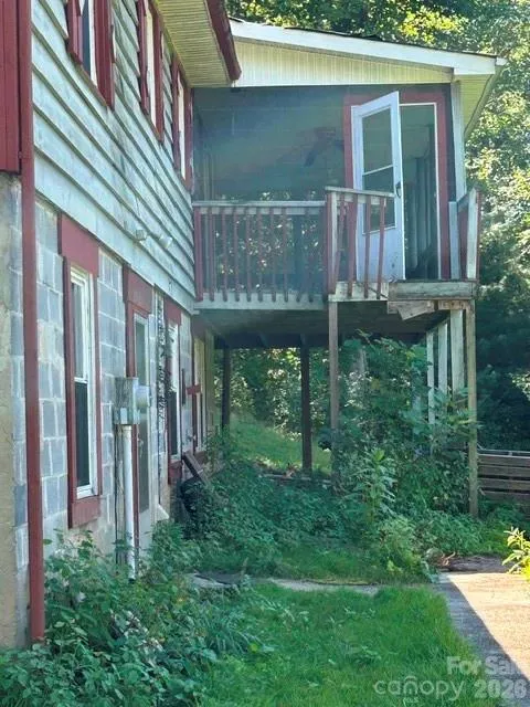107 Flat Creek Drive Lake Toxaway, NC 28747