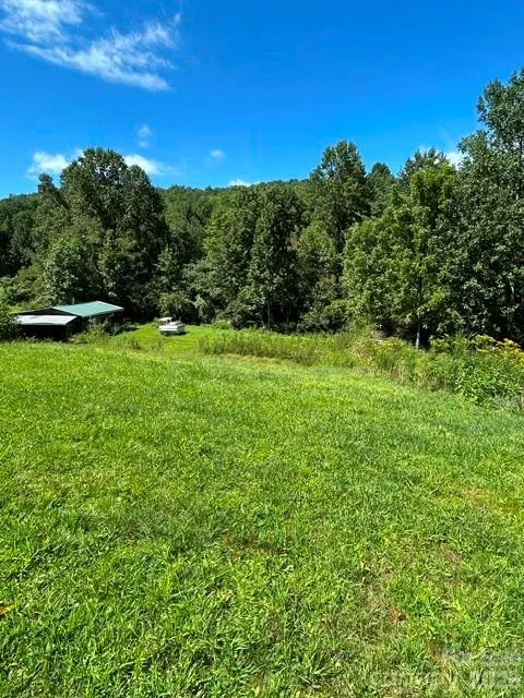 107 Flat Creek Drive Lake Toxaway, NC 28747