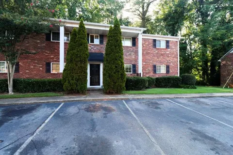 195 Sycamore Drive #APT B14