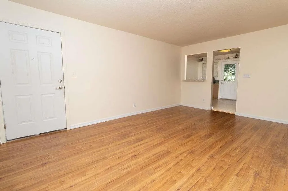 195 Sycamore Drive #APT B14 Athens, GA 30606
