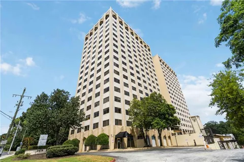 2479 Peachtree Road NE #1708