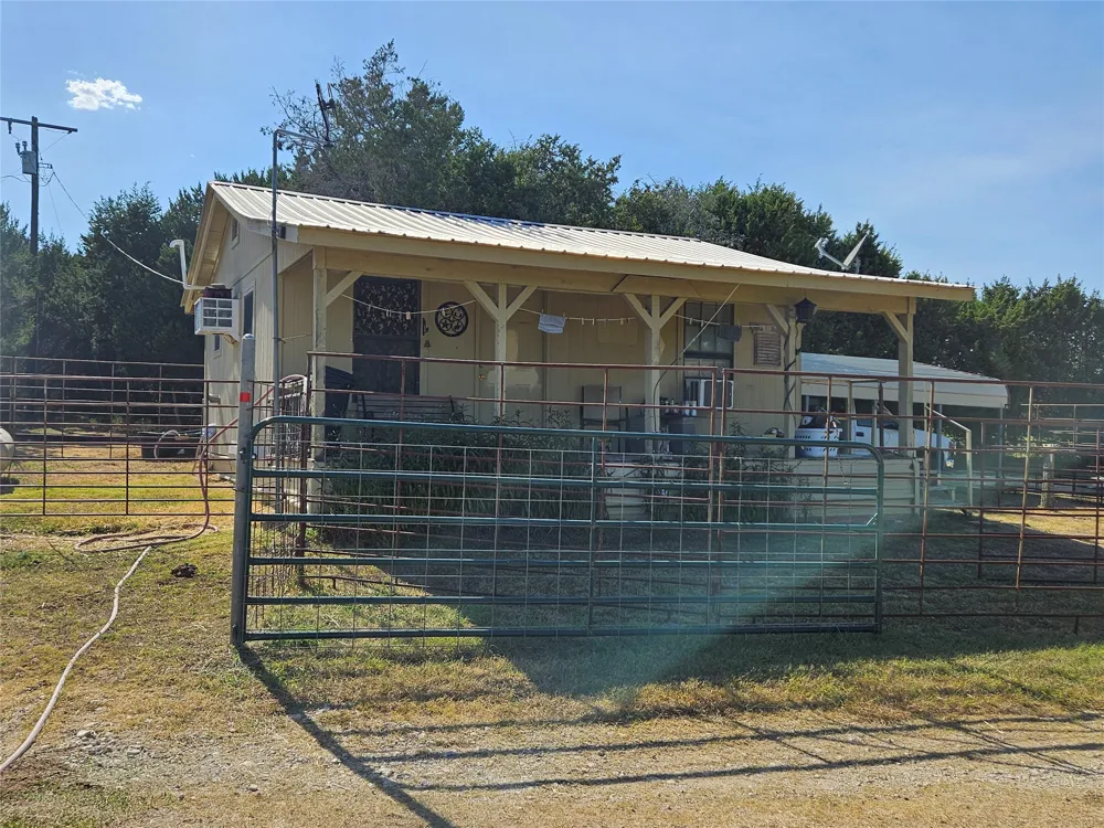 15771 Fm 56 Kopperl, TX 76652