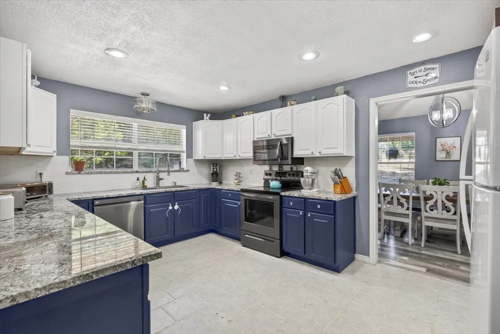 530 Vz County Road 2915 Eustace, TX 75124