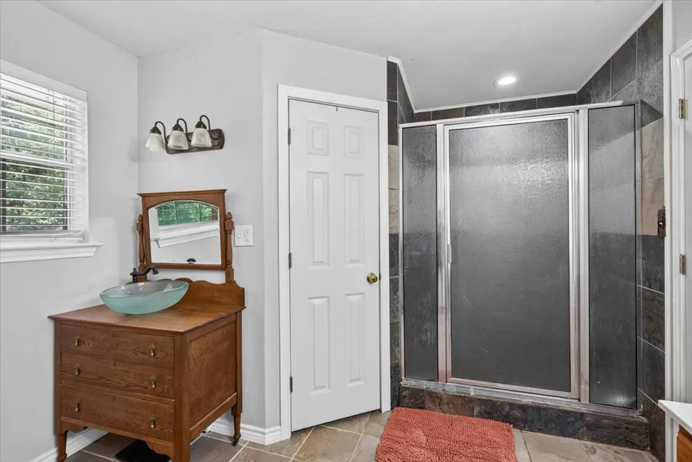 530 Vz County Road 2915 Eustace, TX 75124