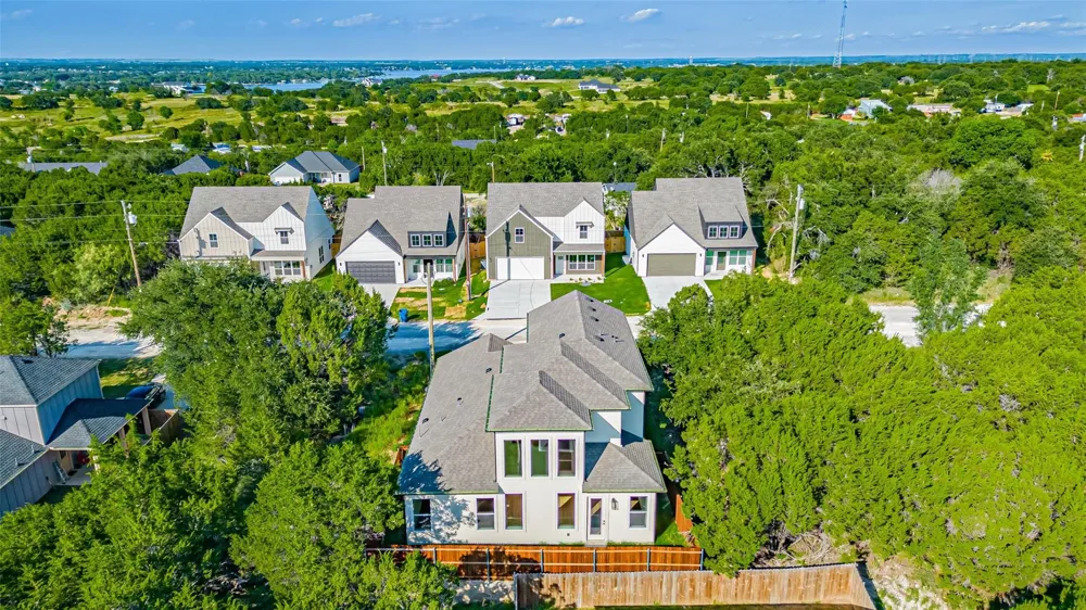 5702 Barkridge Drive Granbury, TX 76048