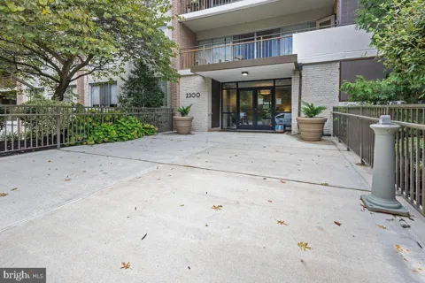 2300 RIDDLE AVENUE #301 A