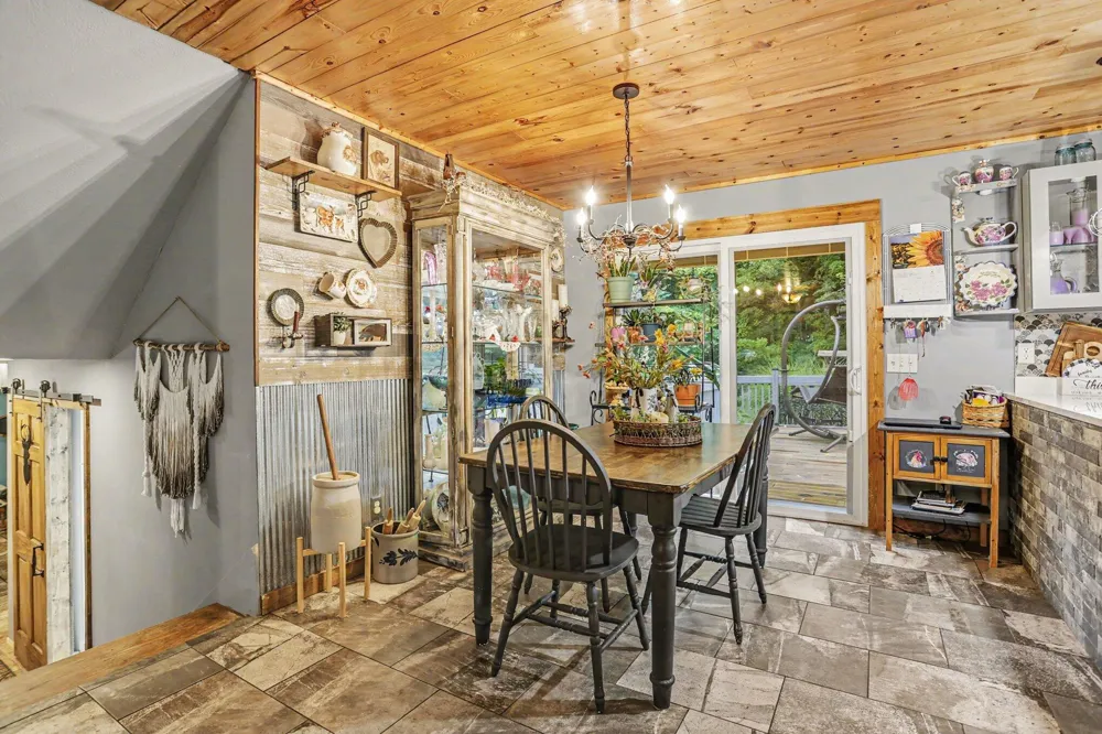 6590 Brunden Place Coloma, MI 49038