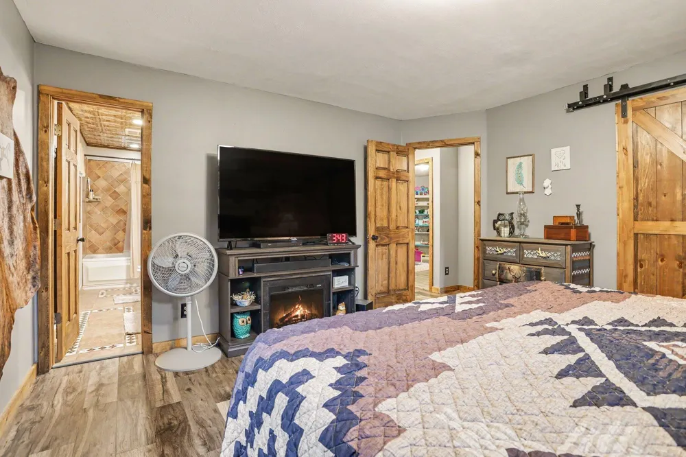 6590 Brunden Place Coloma, MI 49038