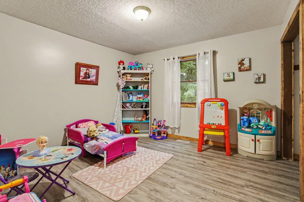 6590 Brunden Place Coloma, MI 49038