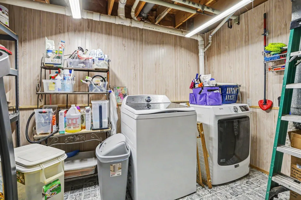 6590 Brunden Place Coloma, MI 49038